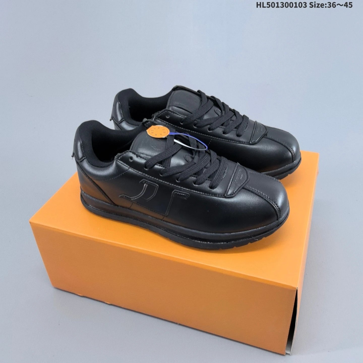 Louis Vuitton Sneakers Low-Top Lace-Up — 11