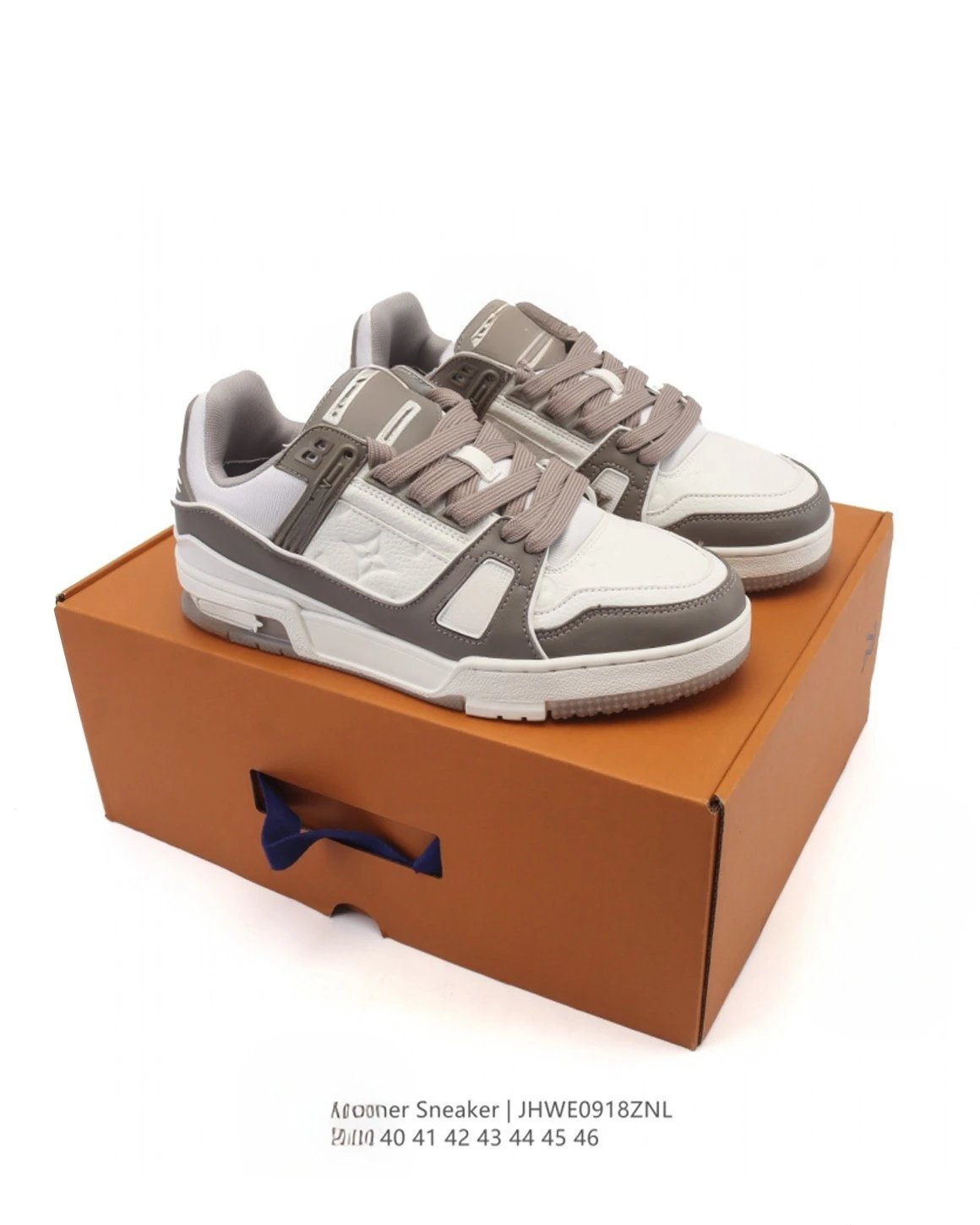 Louis Vuitton Sneakers Low-Top Lace-Up — 36