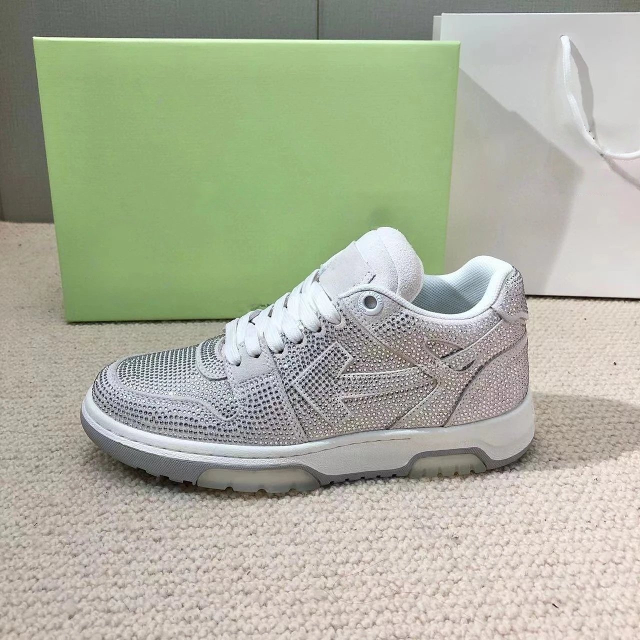 Off-White Sneakers Rhinestone Arrow Low-Top — 4