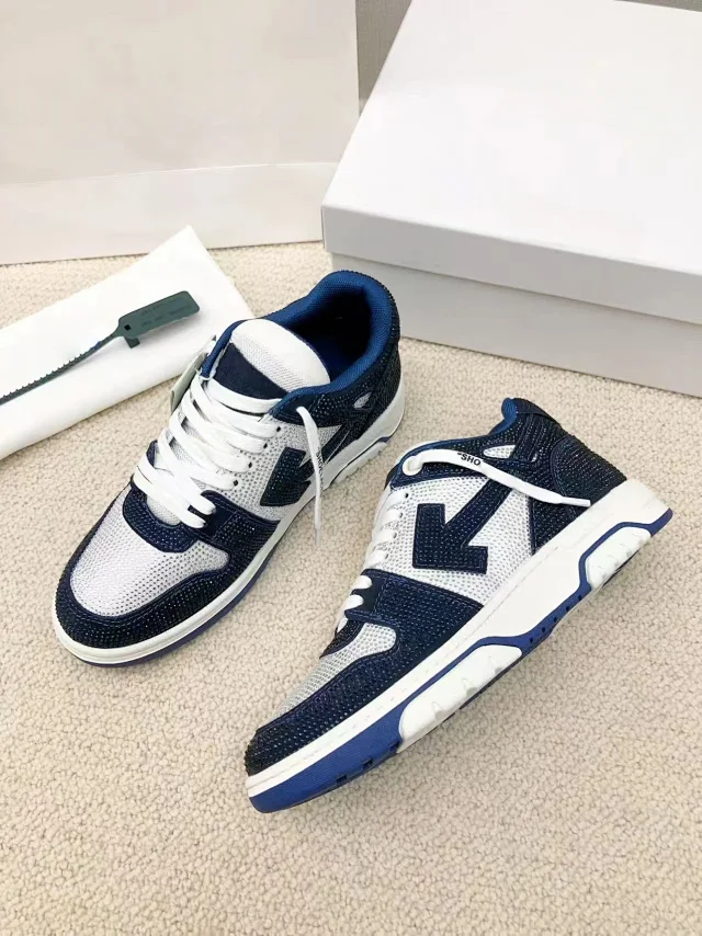 Off-White Sneakers Rhinestone Arrow Low-Top product detail image 2