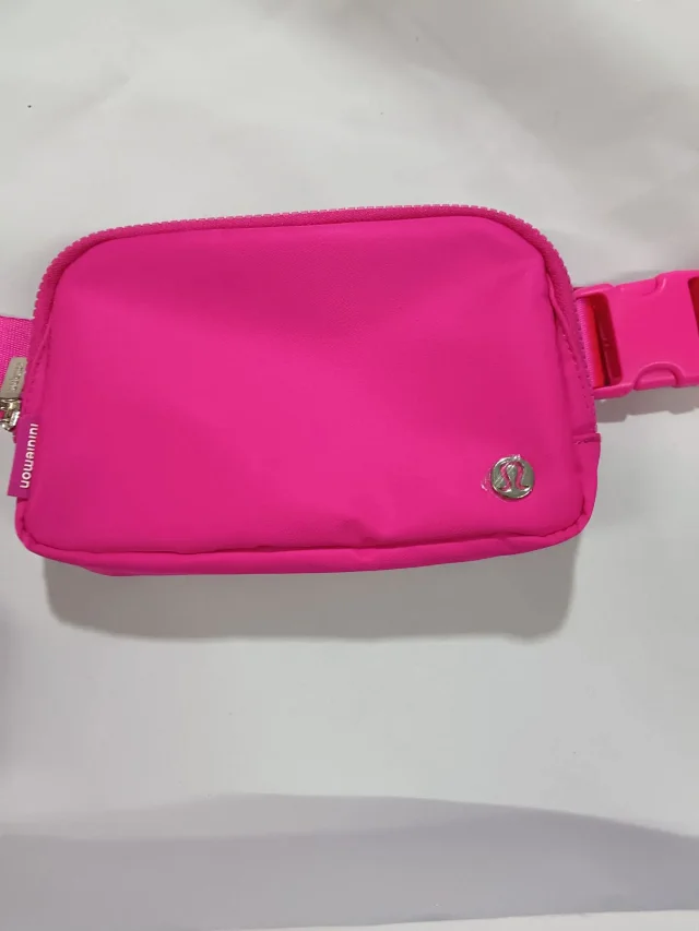 Lululemon Crossbody Bags Nylon Belt Bag product detail image 8
