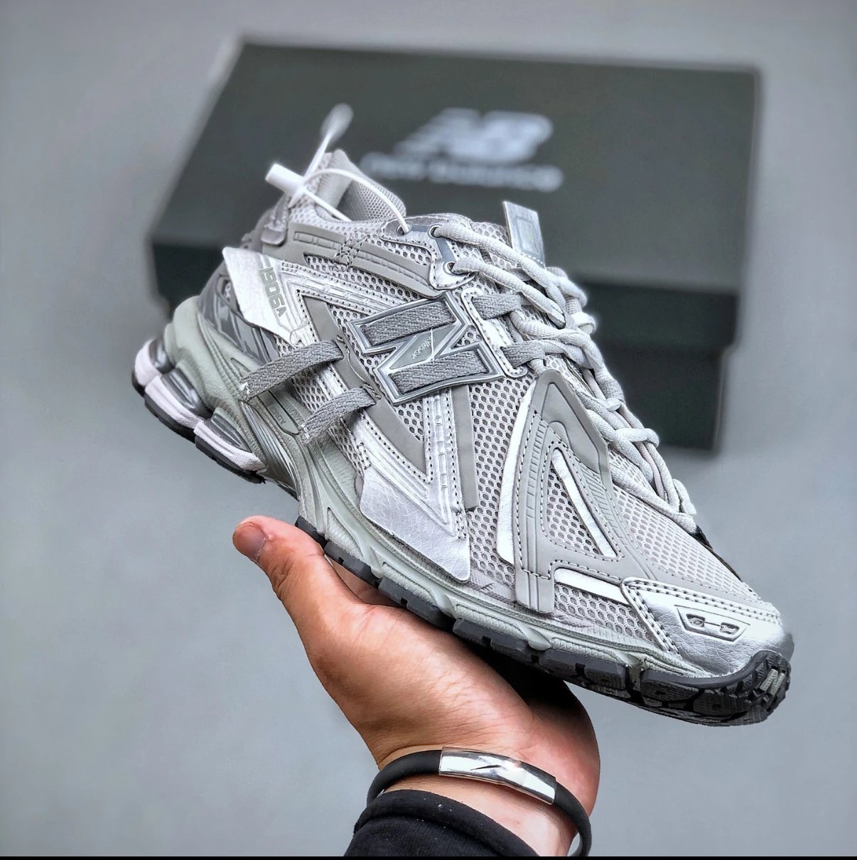 New Balance Sneakers 1906A distressed deconstructed design with ribbon laces — 17