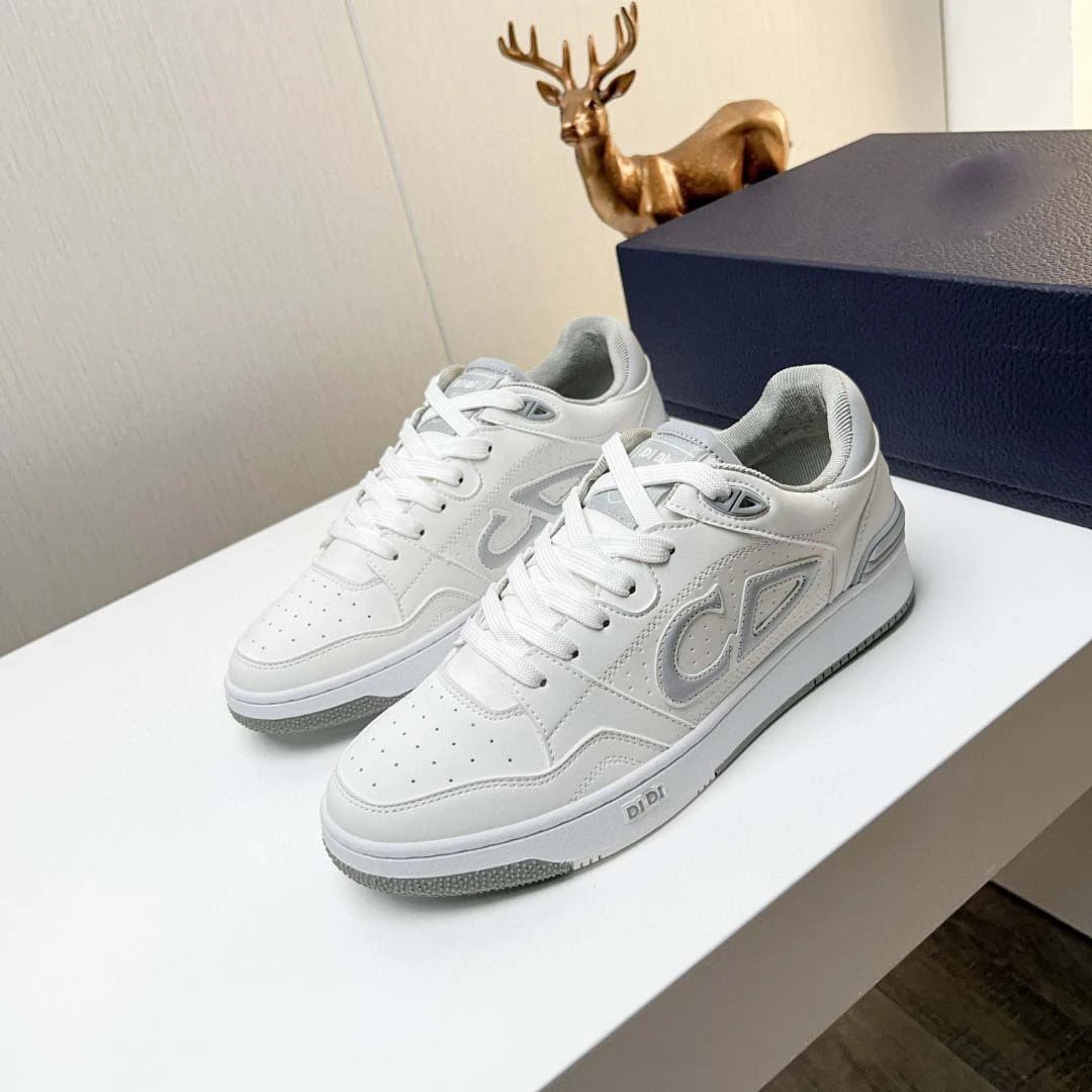 DIDI Sneakers Low-top lace-up with perforated toe box — Figure 2
