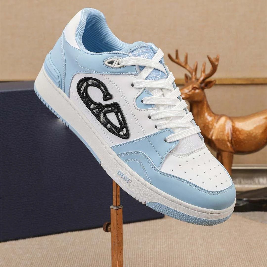 DIDI Sneakers Low-top lace-up with perforated toe box — Figure 11