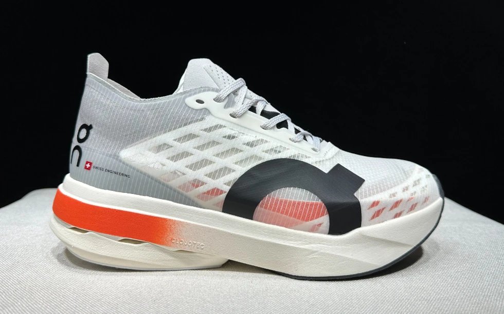 On Sneakers Cloudspike Amplius — 7