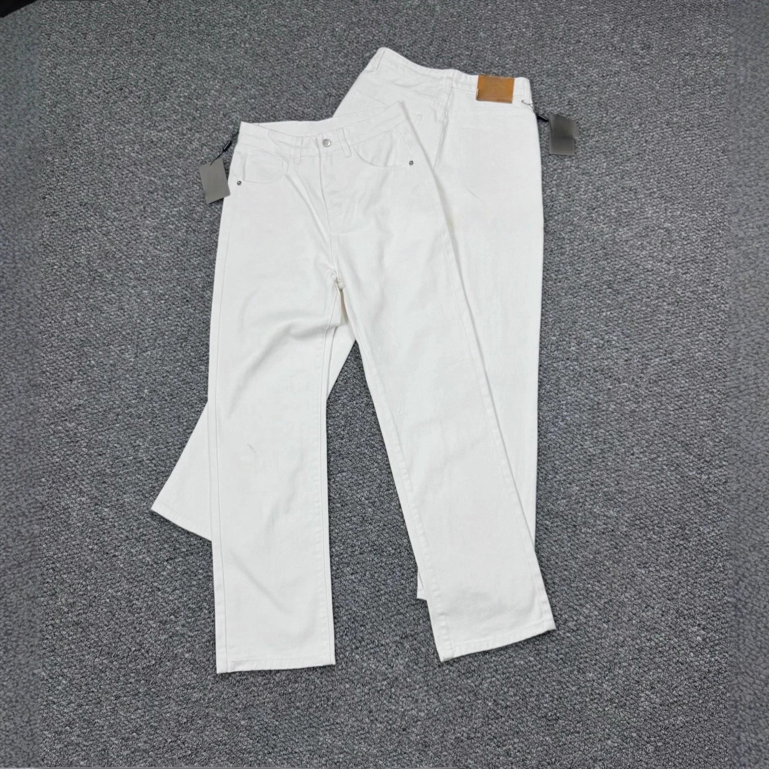 Unbranded Jeans Five-pocket denim in assorted washes and leg cuts image 3