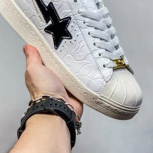 A BATHING APE Sneakers BAPE STA Shell-Toe Star image 4