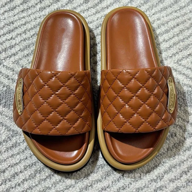 Unbranded Slippers Quilted Platform Slide product detail image 2