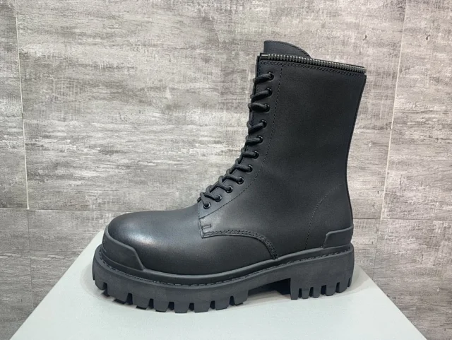 Unbranded Boots Lace-Up Ankle with Lug Soles product detail image 5