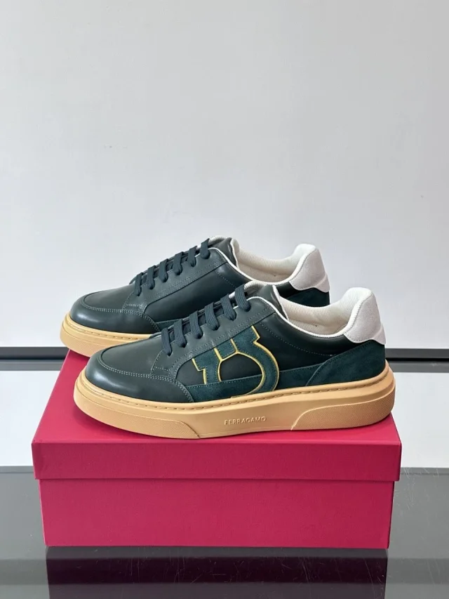 Ferragamo Sneakers Low-top leather with Gancini side detail product detail image 5