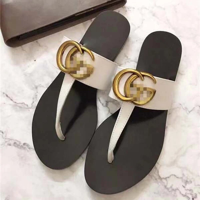 Gucci Sandals Flat thong with Double G hardware — white
