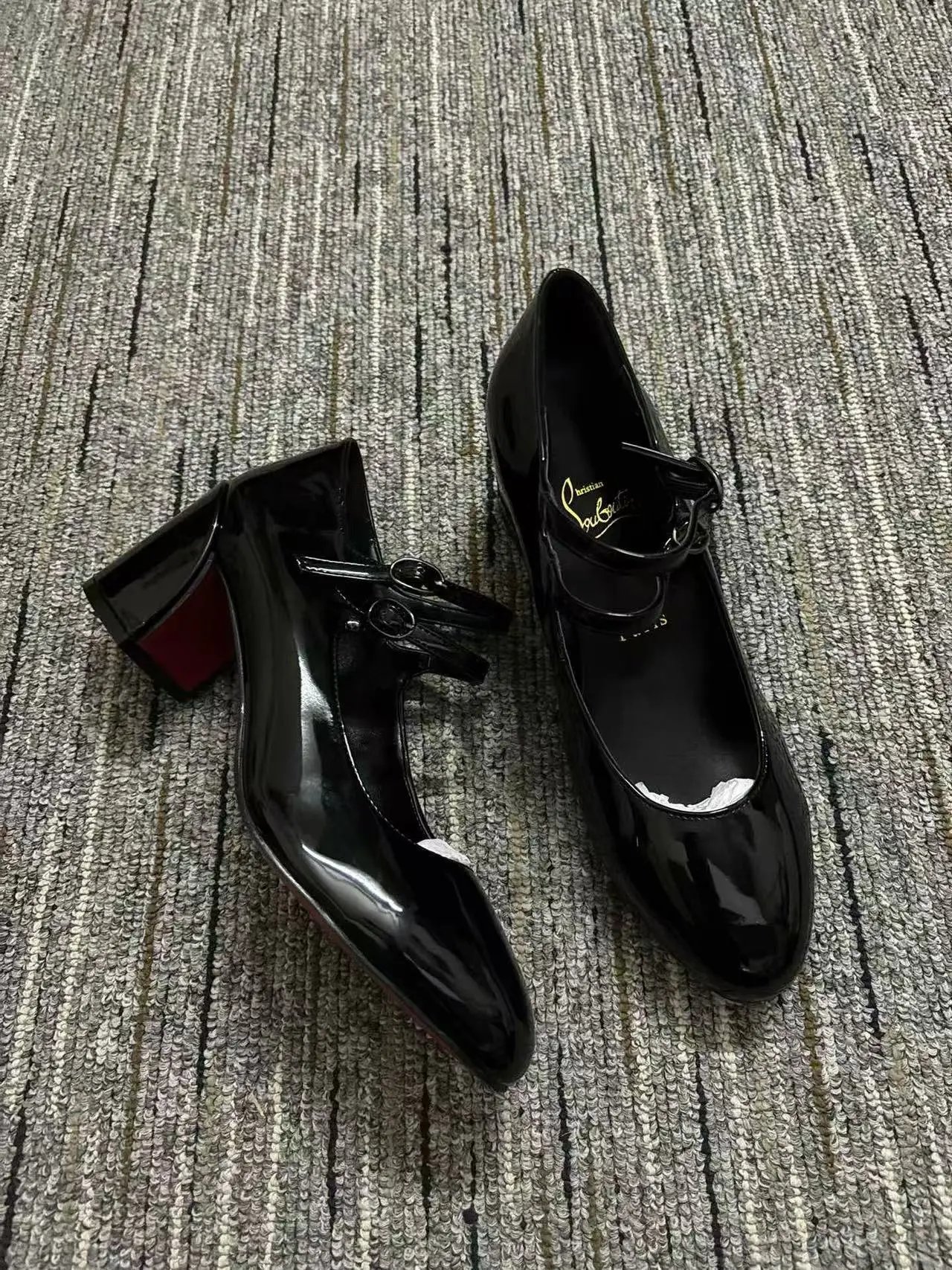 Unbranded High Heels Pointed-Toe Rhinestone Mesh Stiletto Pumps — 19 Wear it yourself and don't shoot it.