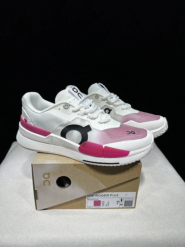 On Sneakers THE ROGER Pro 2 tennis product detail image 1