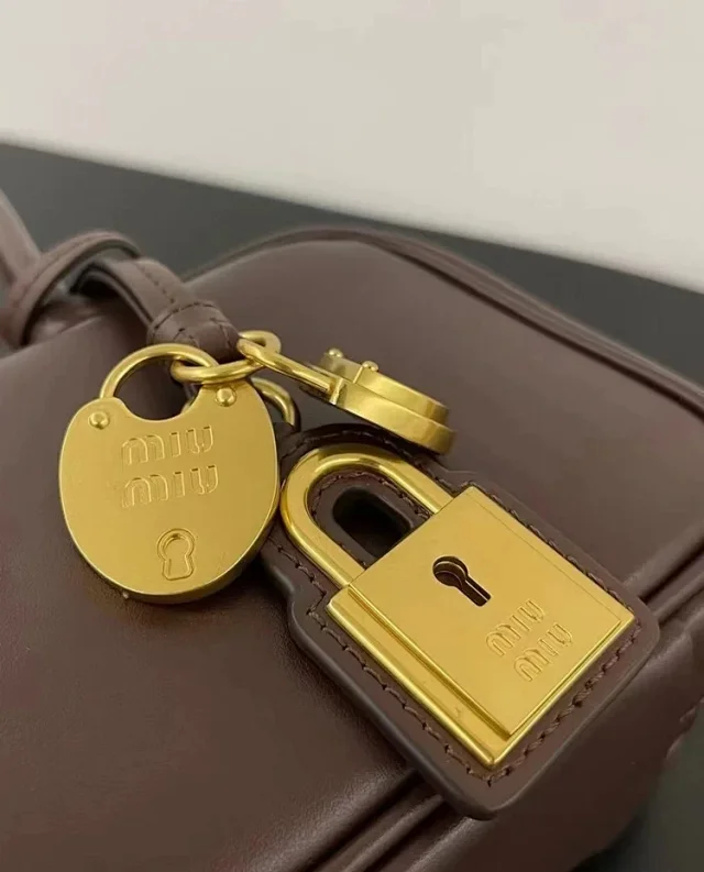 Miu Handbags Long-Handle Bowling Bag with Padlock Charms product detail image 14