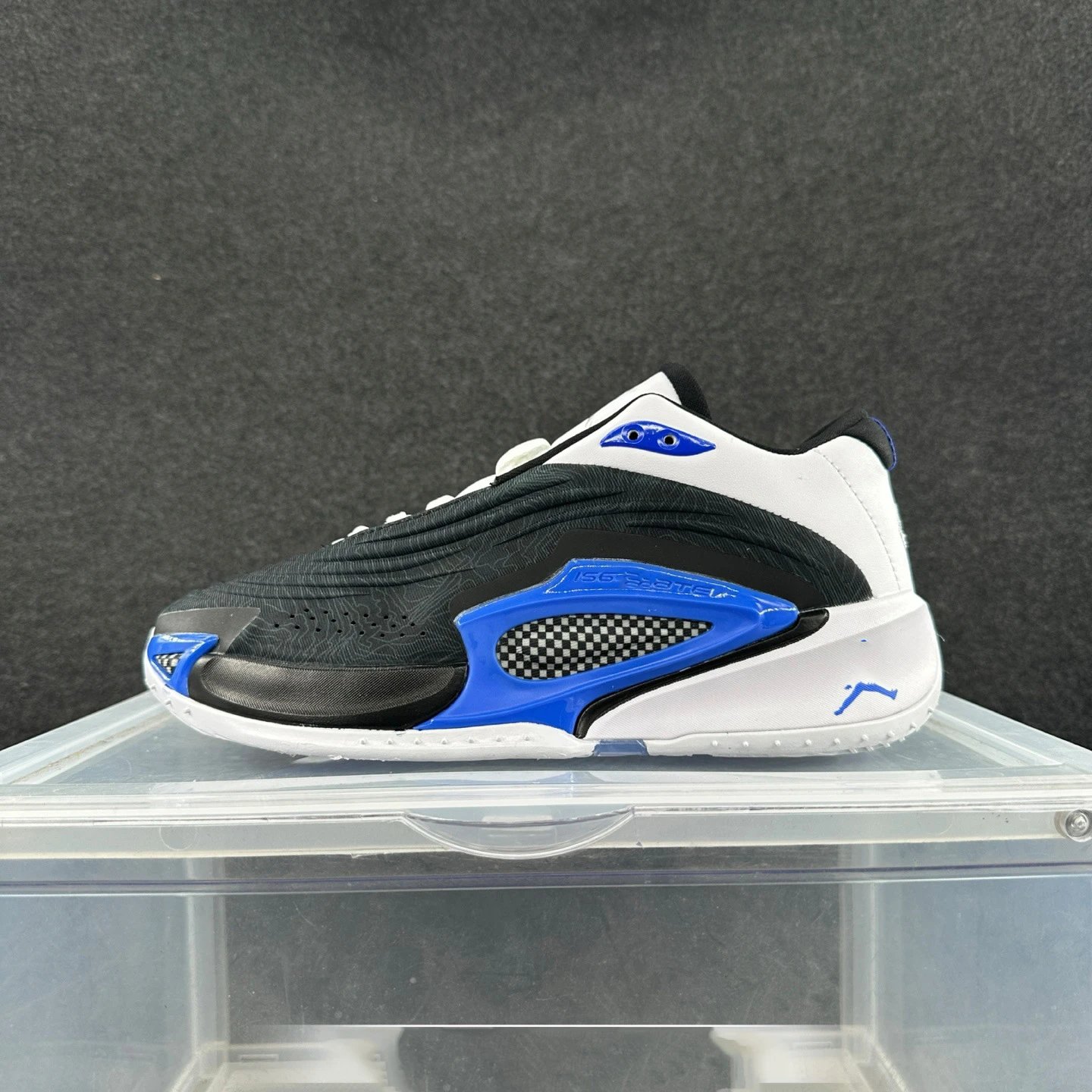 Jordan Sneakers Luka 3 Basketball Shoes product image