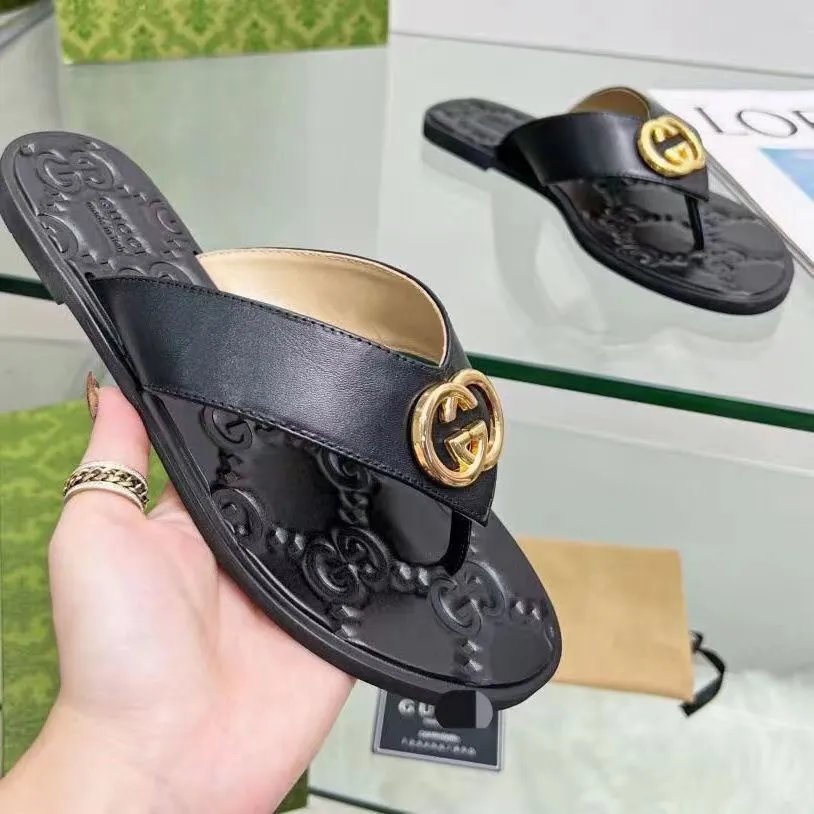 Gucci Sandals Flat thong with Double G hardware — 810-1 Black
