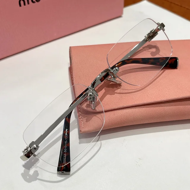 Miu Eyewear Rimless rectangular sunglasses product detail image 18