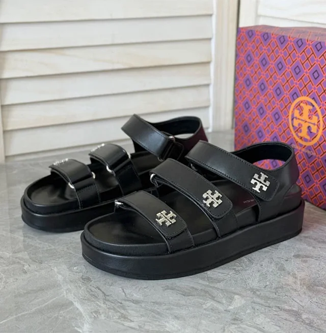Tory Burch Sandals Kira platform with logo-embellished adjustable straps product detail image 2