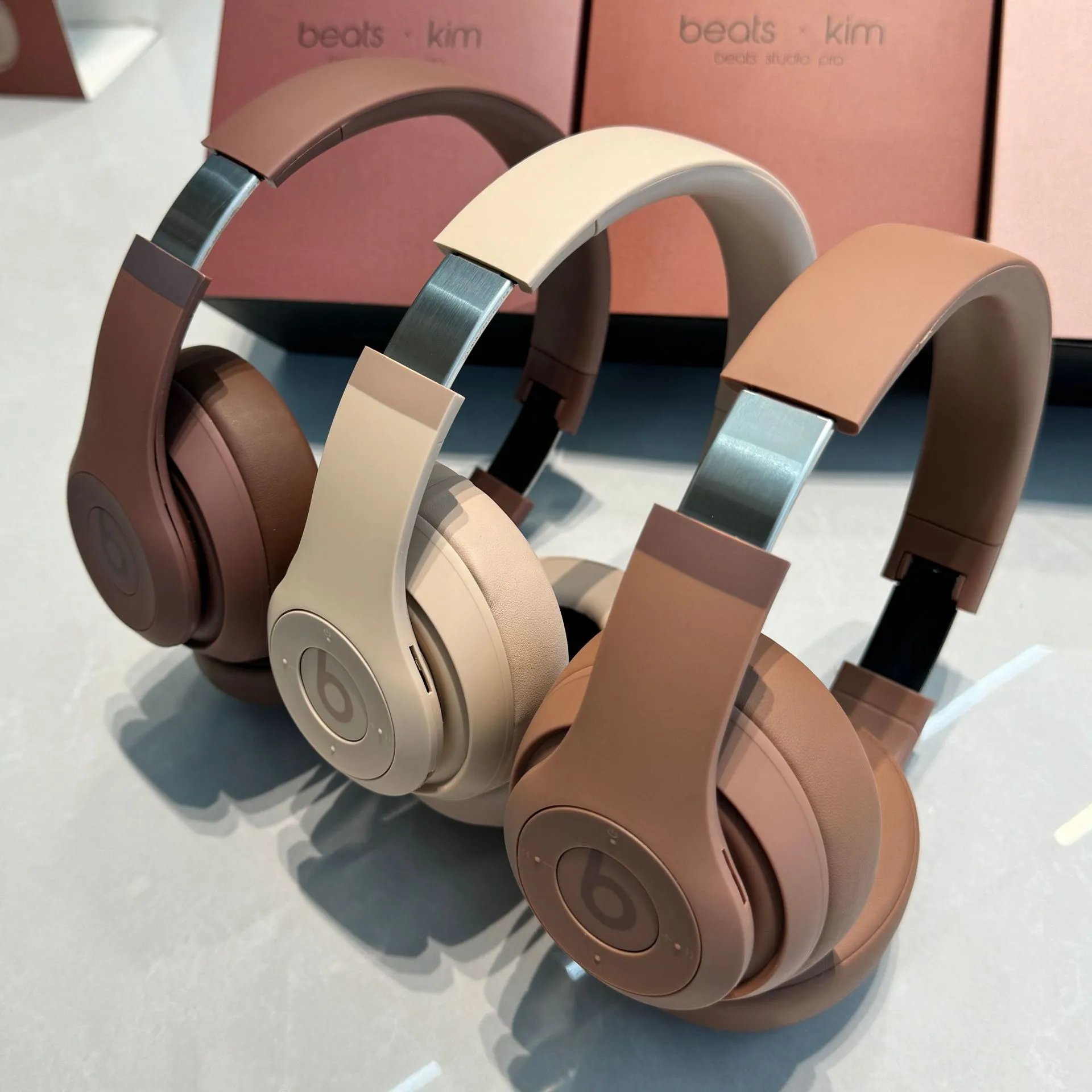 Beats Headphones Studio Pro image 4