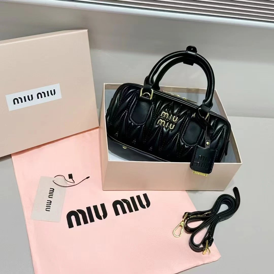 Miu Handbags Quilted Top-Handle Boston Bag image 3