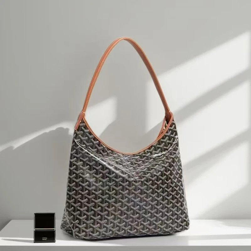Goyard Shoulder Bags Goyardine hobo bag — High quality large hobo Brown