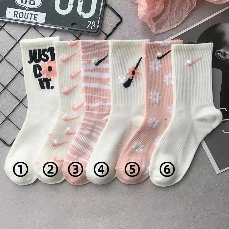 Nike Socks Cherry Blossom Crew — Number 1