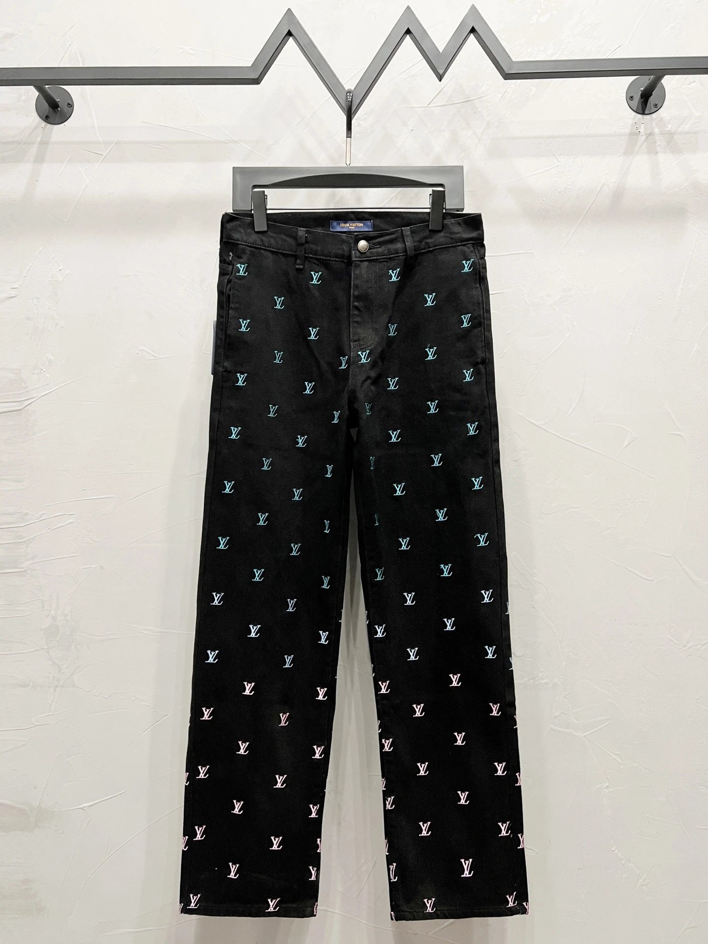 Louis Vuitton Patterned Denim Jeans — M875