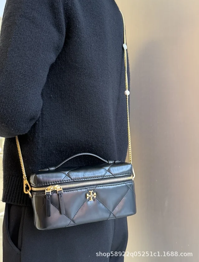 Tory Burch Crossbody Bags Quilted top-handle chain bag with double-zip closure product detail image 12