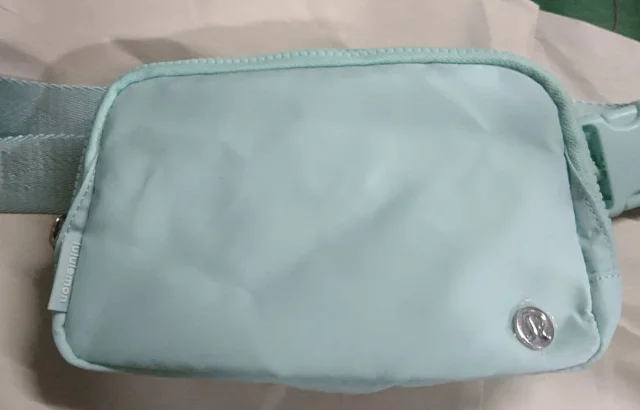 Lululemon Crossbody Bags Nylon Belt Bag product detail image 18