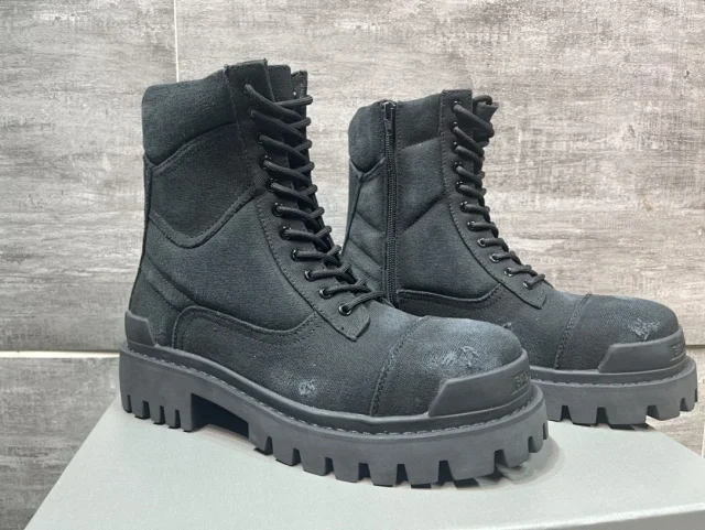 Unbranded Boots Lace-Up Ankle with Lug Soles product detail image 3