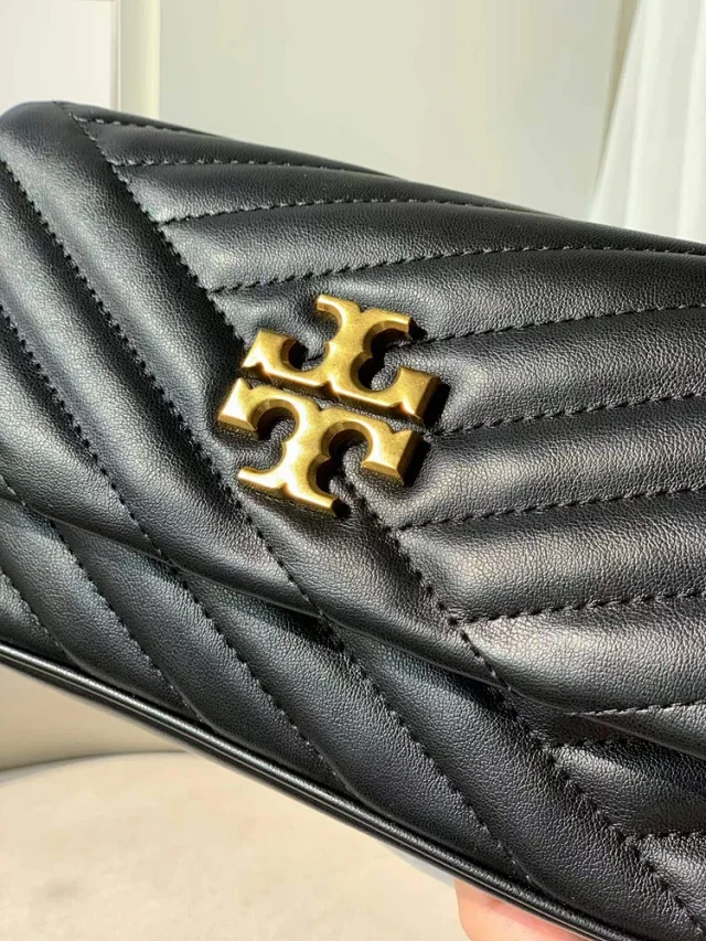 Tory Burch Shoulder Bags Kira Quilted Baguette product detail image 12