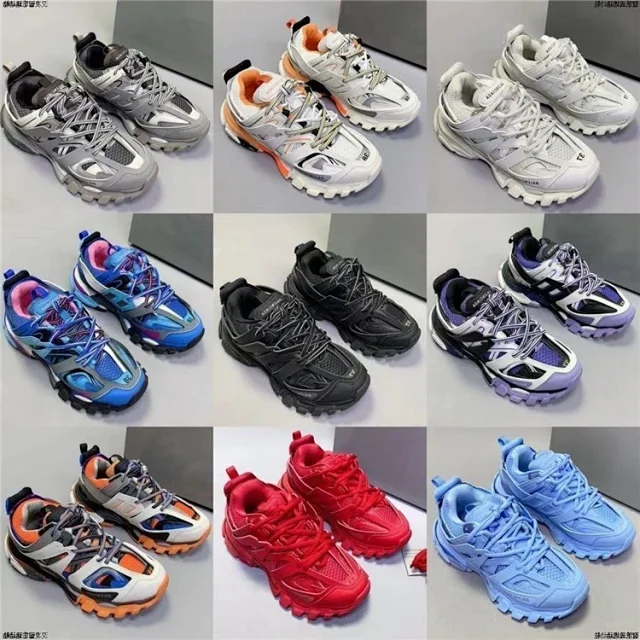 Balenciaga Sneakers Track 3.0 LED product detail image 1