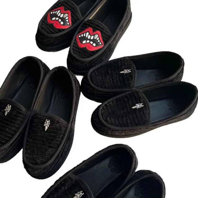 Unbranded Casual Shoes Ribbed Velvet Slip-On with Lip or Dagger Appliqué product detail image 12