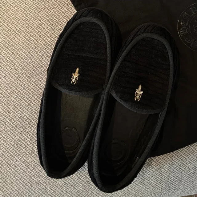 Unbranded Casual Shoes Ribbed Velvet Slip-On with Lip or Dagger Appliqué product detail image 8