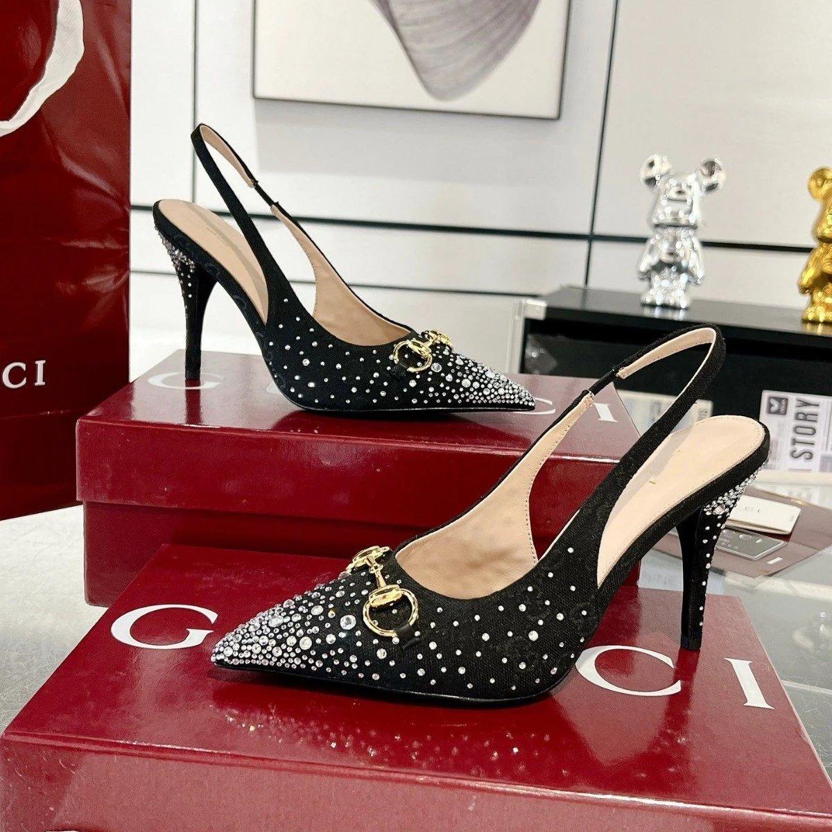 Gucci High Heels Rhinestone Pointed-Toe Horsebit Slingback image 3