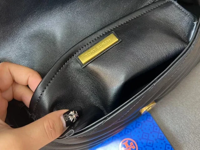 Tory Burch Shoulder Bags Kira Quilted Baguette product detail image 21