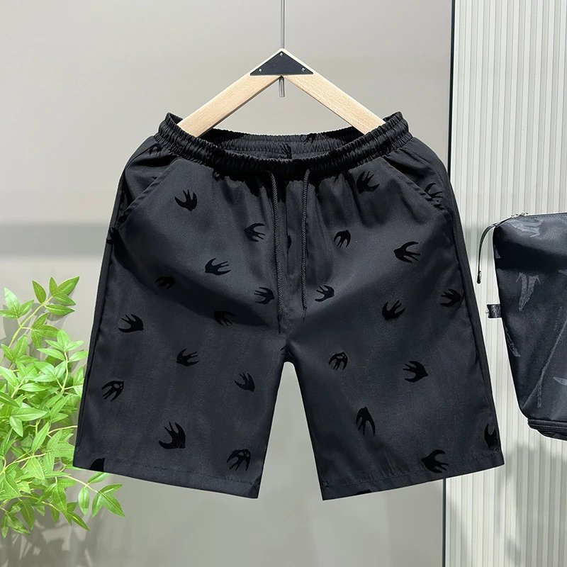 Versace Shorts Elastic-waist drawstring all-over logo-print — 6 K 221 Little Swallow