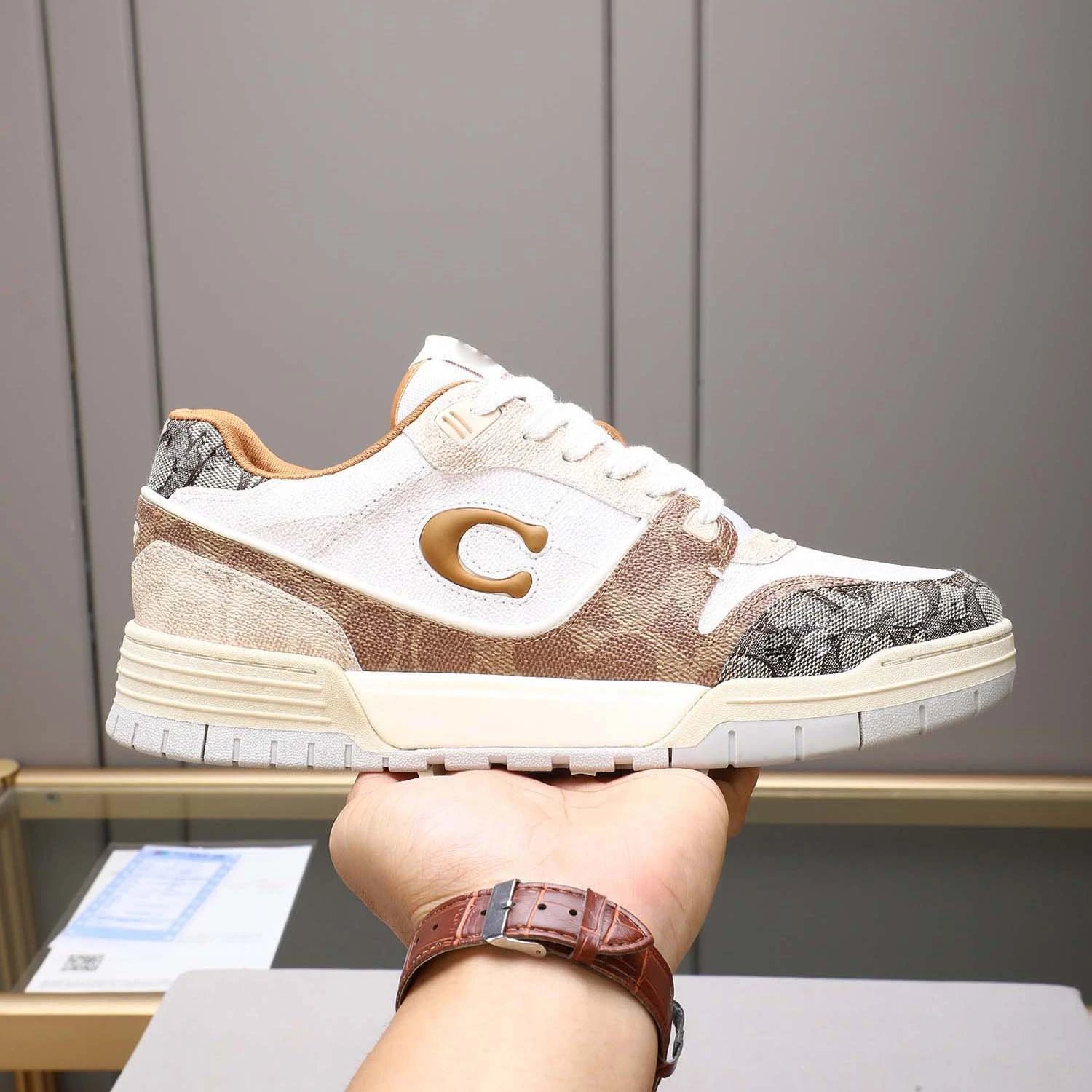 Coach Sneakers Low-top logo-print — Off-white