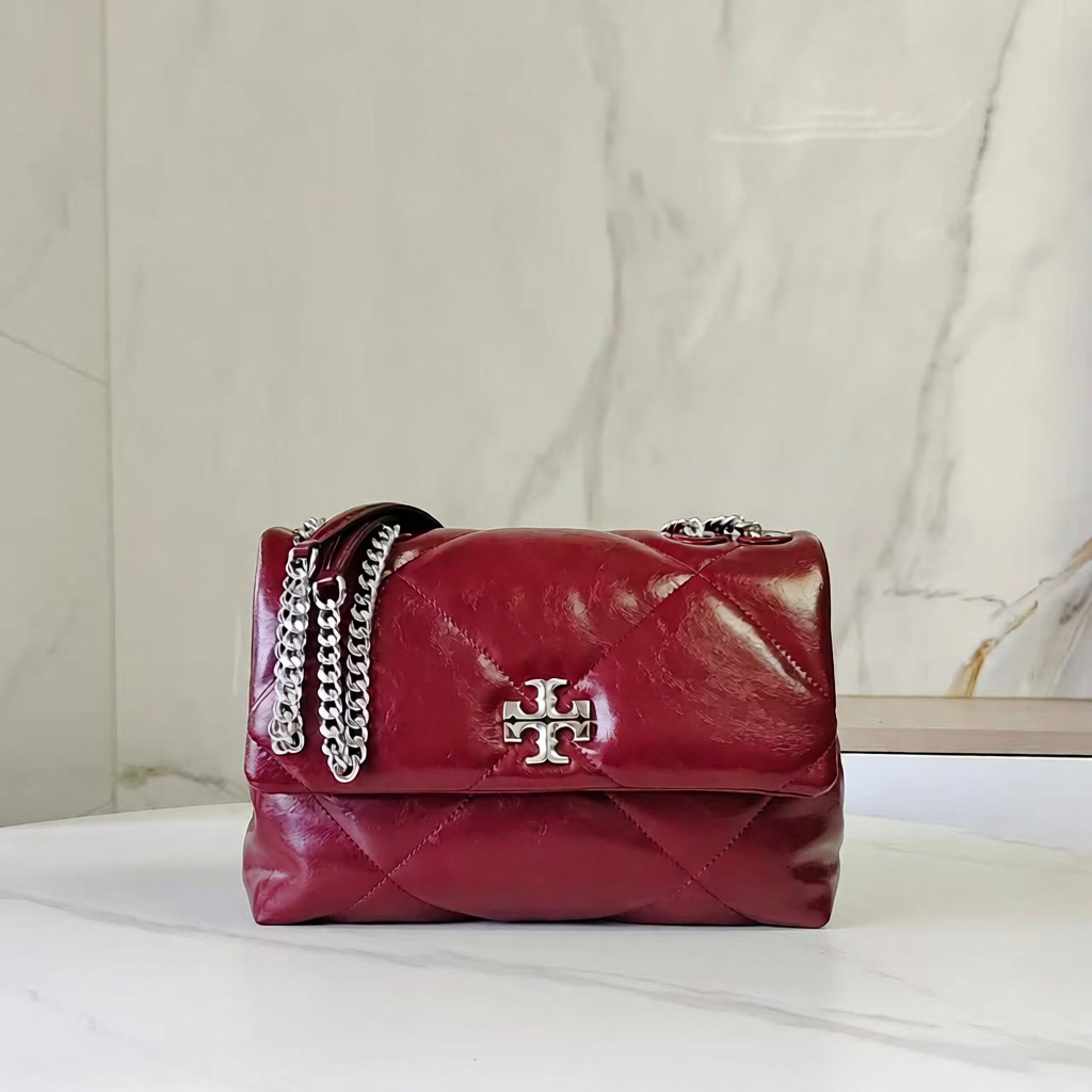 Tory Burch Crossbody Bags Quilted flap chain bag image 4