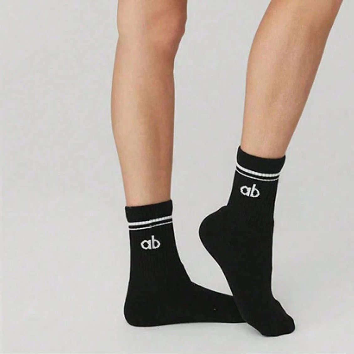 Alo Socks Unisex Half-Crew Sock image 2