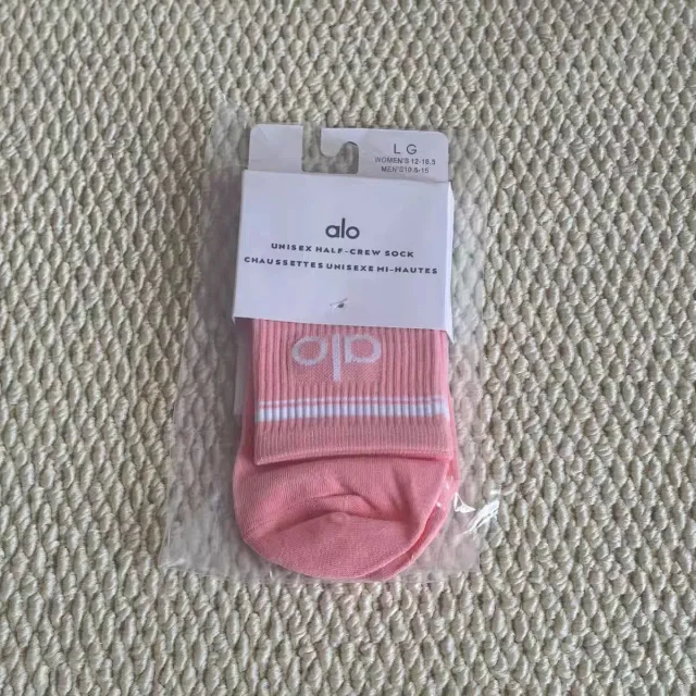 Alo Socks Unisex Half-Crew Sock product detail image 6