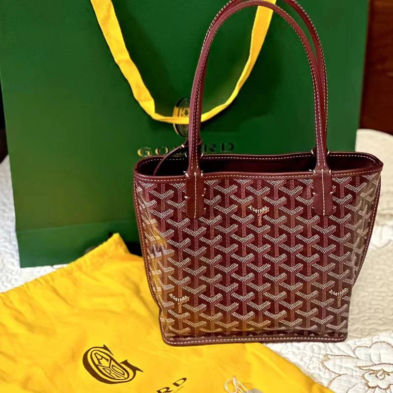 Goyard Handbags Mini tote bag with detachable pouch — Wine red