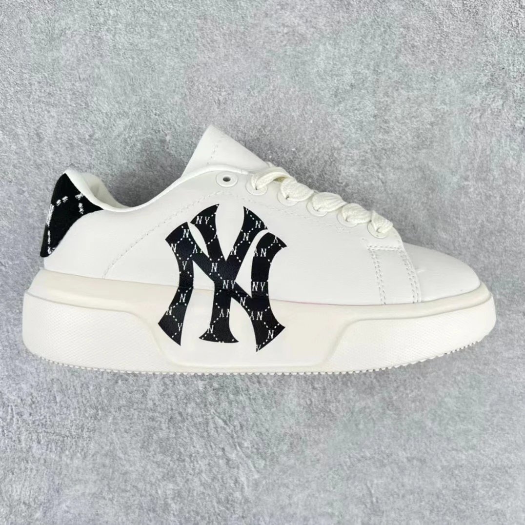 MLB Sneakers Platform lace-up with New York Yankees monogram — Black pattern