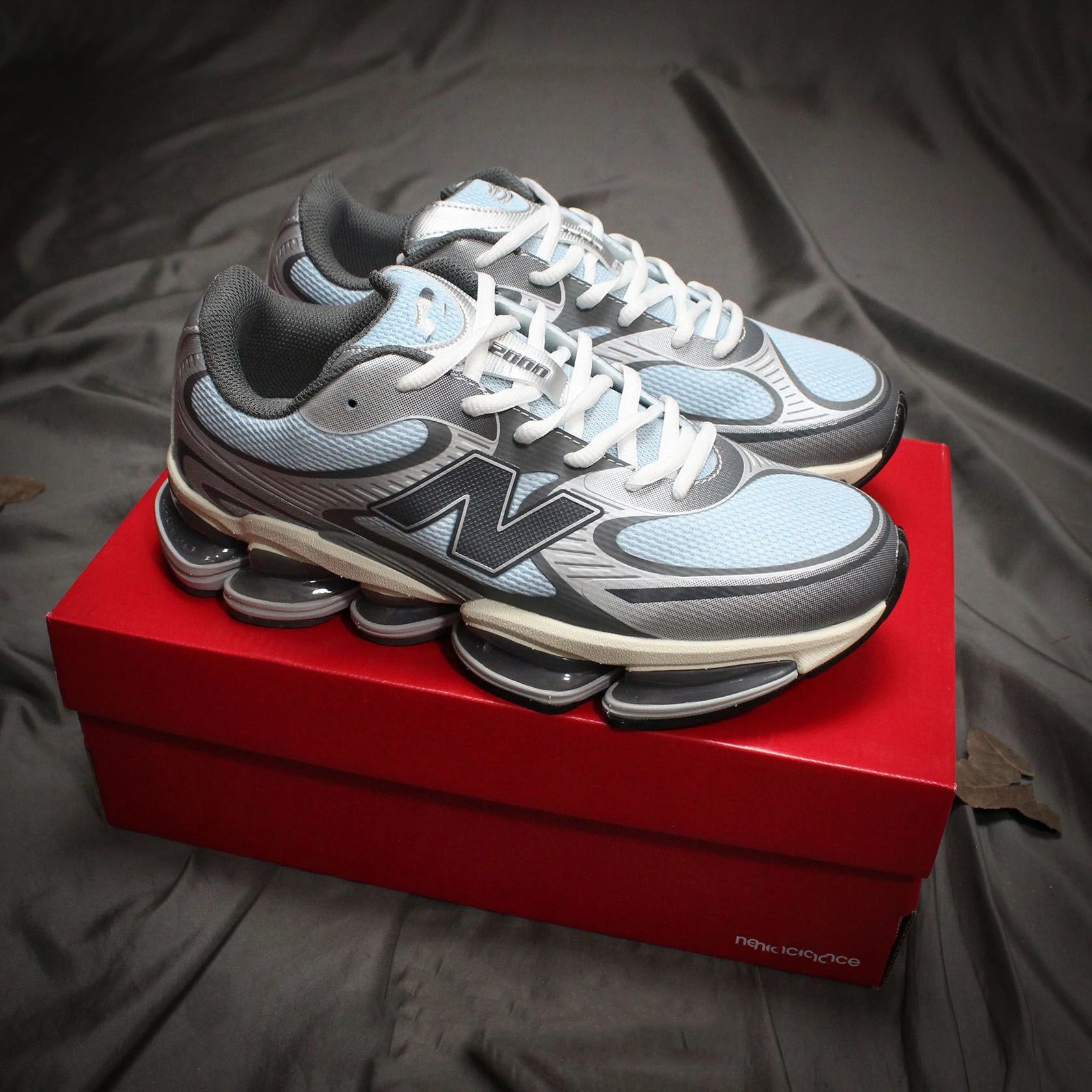 New Balance Sneakers 2000 Air-Cushion — 15