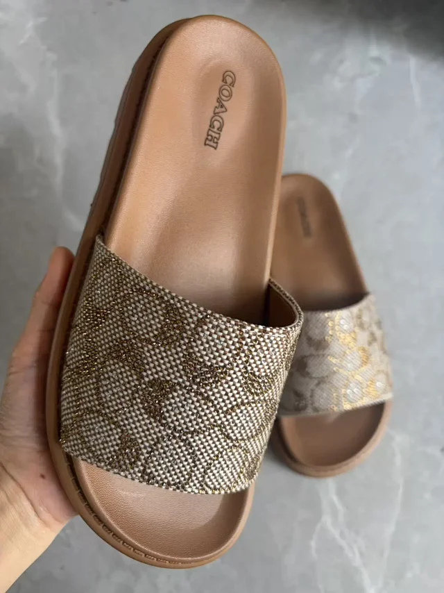 Coach Slippers Logo-pattern slide with lug sole product detail image 3