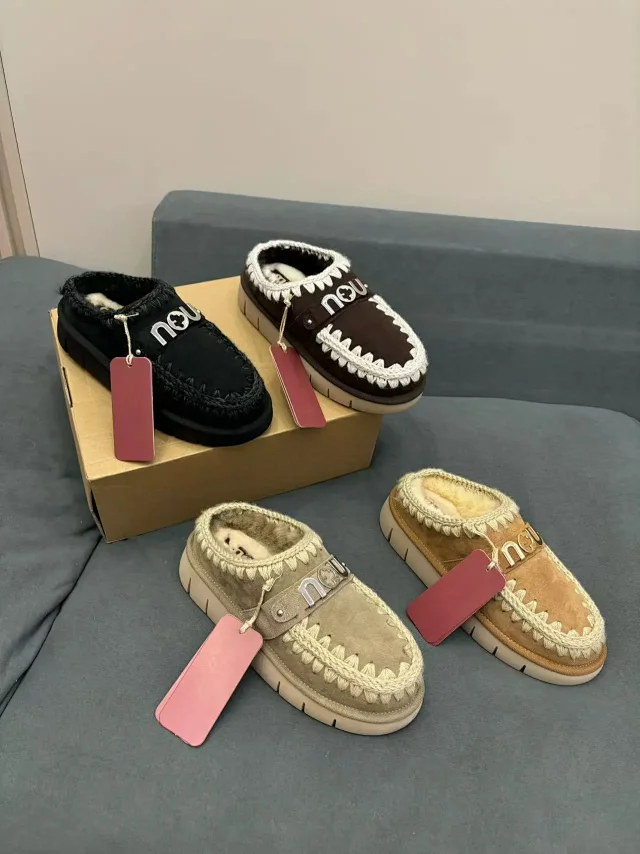 MOU Slippers Fur-Lined Embroidered Slip-On Mules product detail image 1