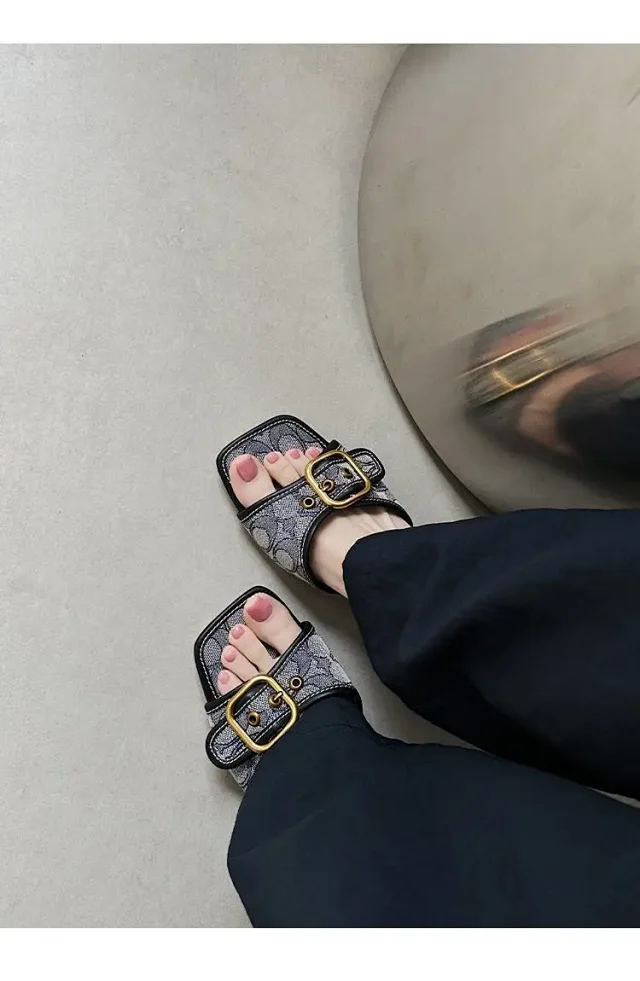 Coach Sandals Square-Toe Buckle Kitten-Heel Slide product detail image 20
