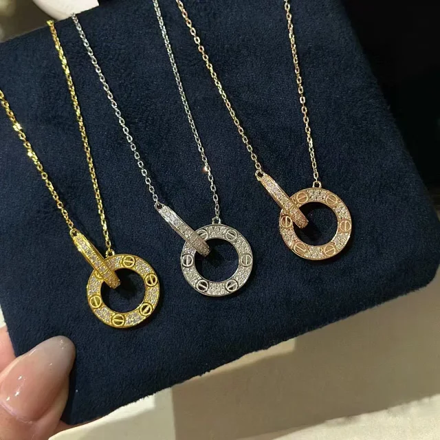 Unbranded Jewelry Interlocking Ring Pendant Necklace product detail image 4