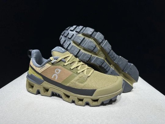 On Sneakers Cloudwander Waterproof — 8