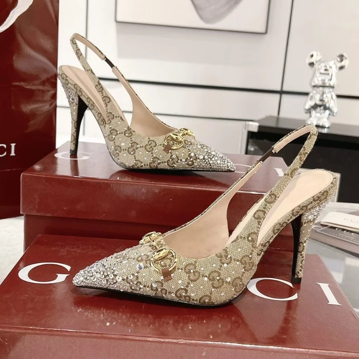 Gucci High Heels Rhinestone Pointed-Toe Horsebit Slingback image 4